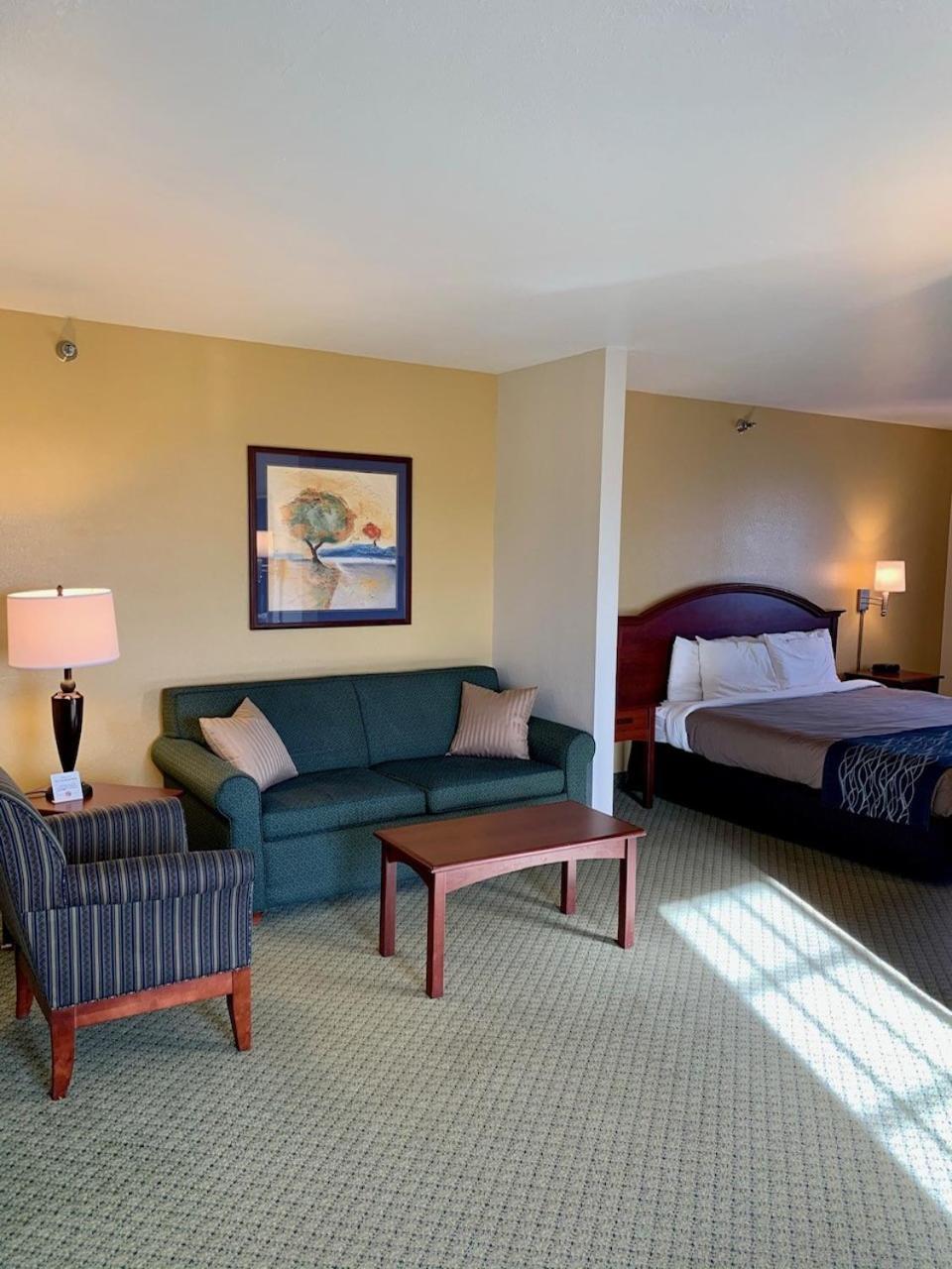 Grandstay Hotel & Suites Becker מראה חיצוני תמונה