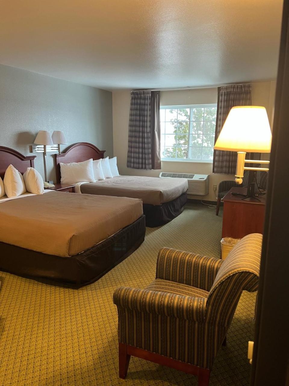 Grandstay Hotel & Suites Becker מראה חיצוני תמונה